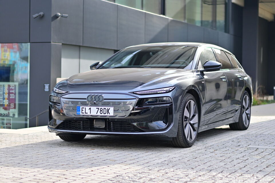 Audi A6 Avant e-tron
