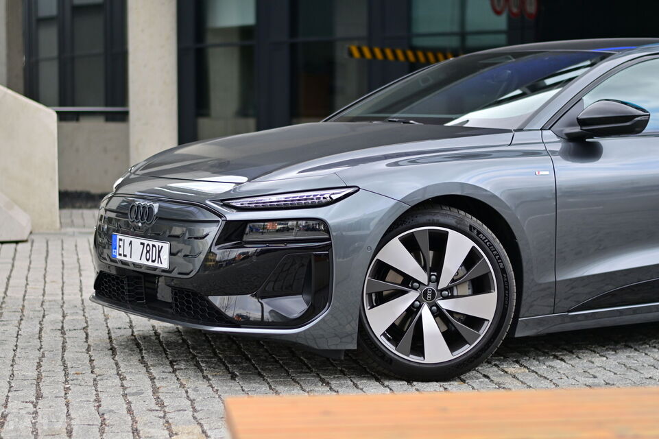 Audi A6 Avant e-tron