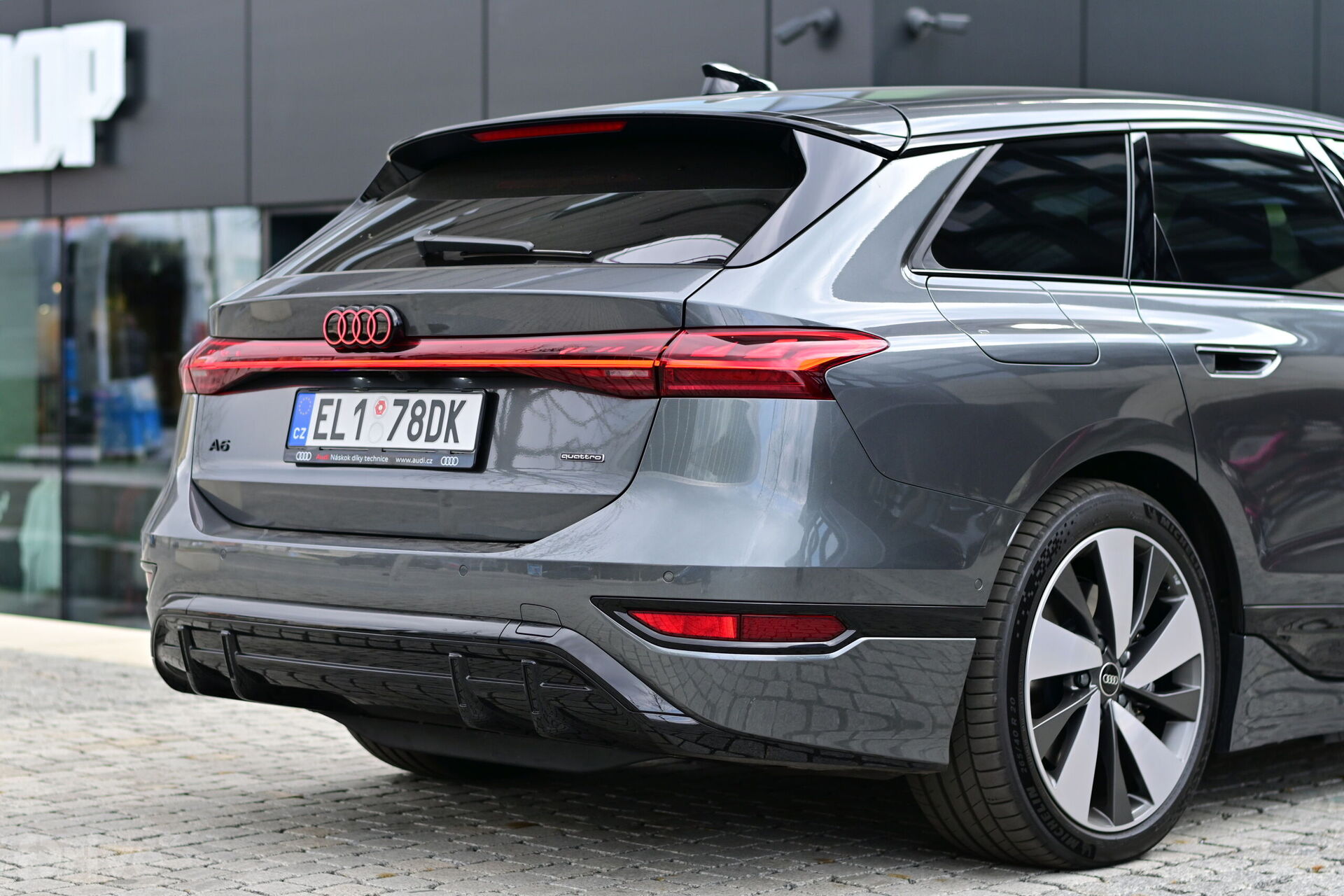 Audi A6 Avant e-tron