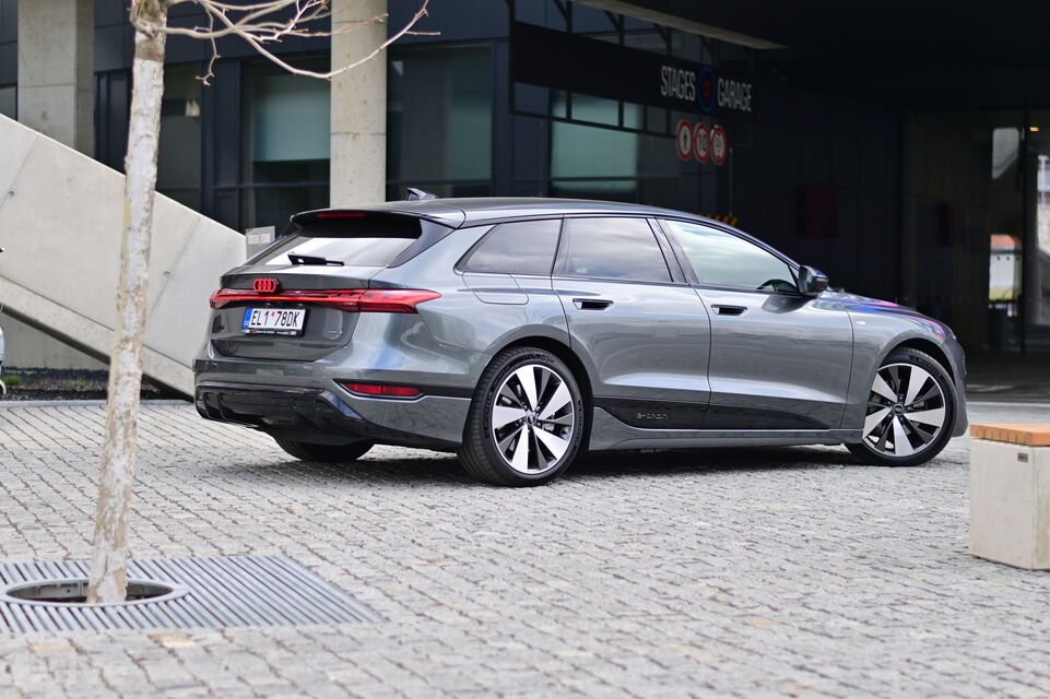 Audi A6 Avant e-tron