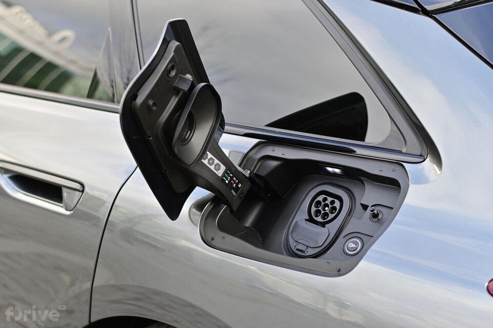 Audi A6 Avant e-tron