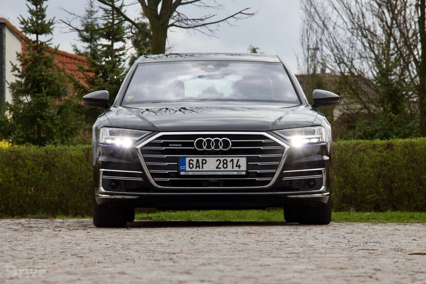 Audi A8 (2017)
