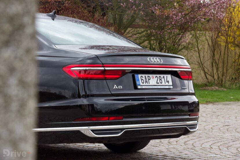 Audi A8 (2017)