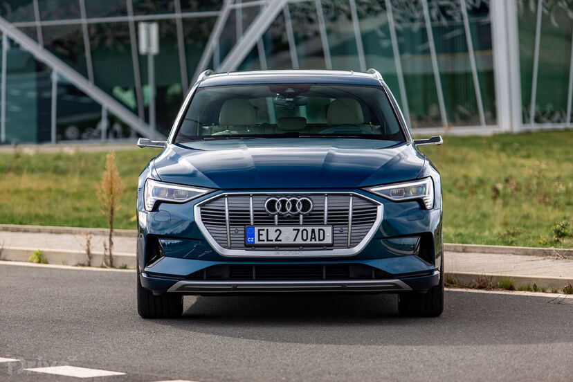 Audi e-tron