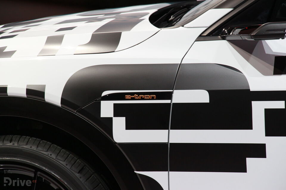 Audi e-tron