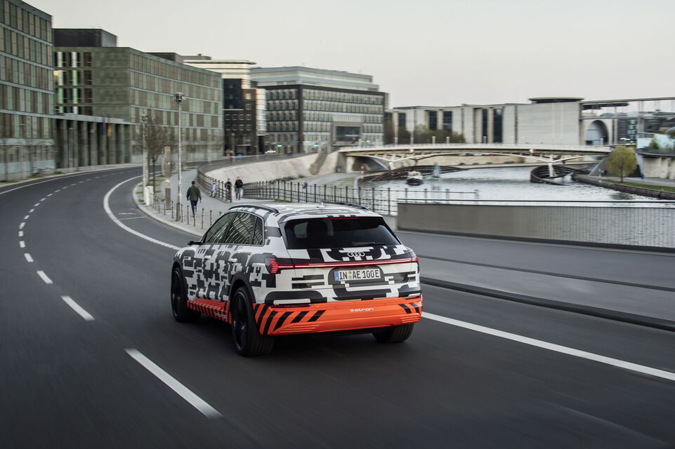 Audi e-tron