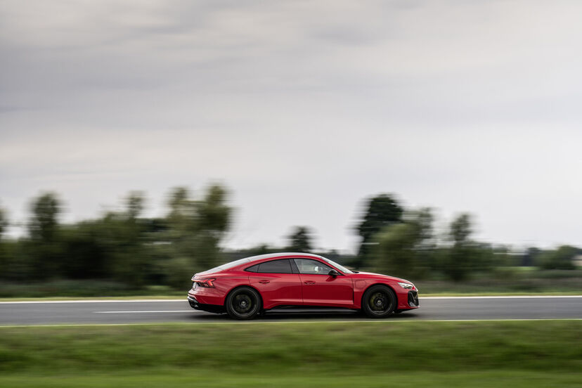 Audi e-tron GT (2024)