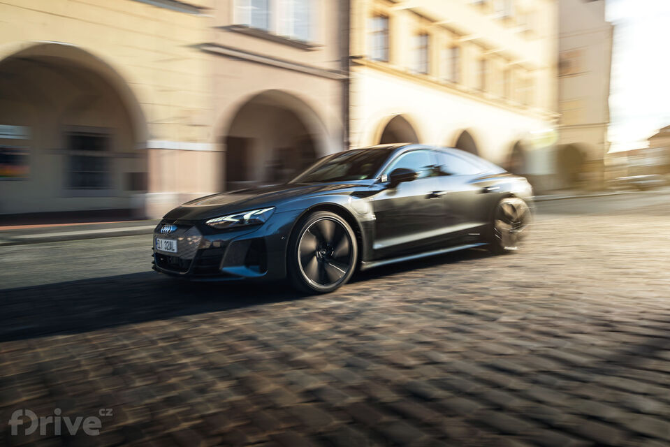Audi e-tron GT