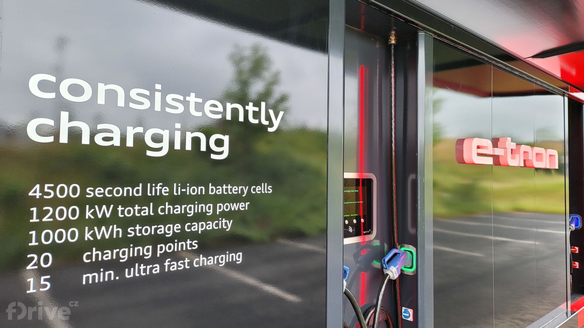 Audi e-tron mobilní nabíječka