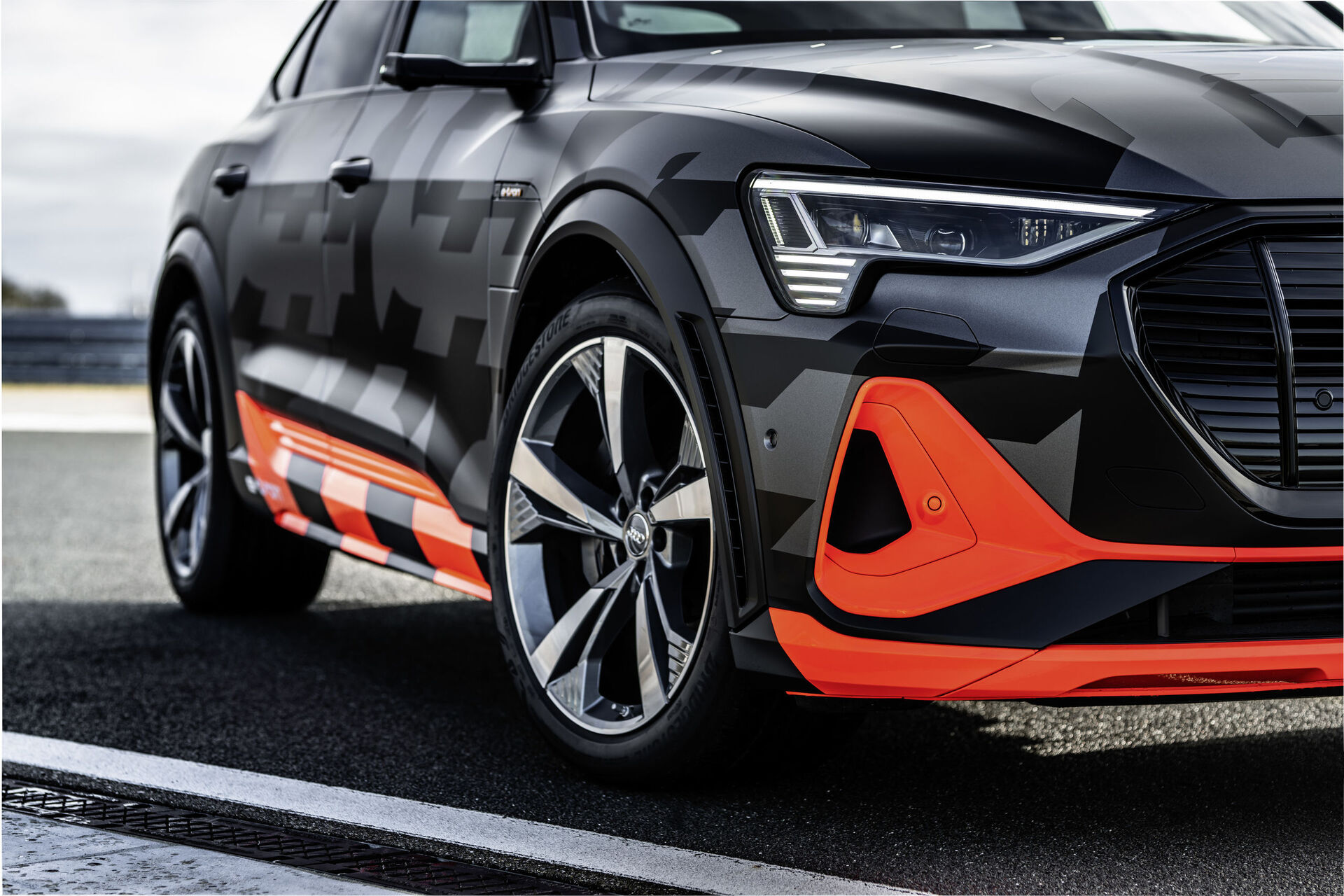 Audi e-tron S (2020)