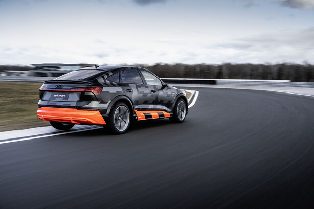 Audi e-tron S (2020)