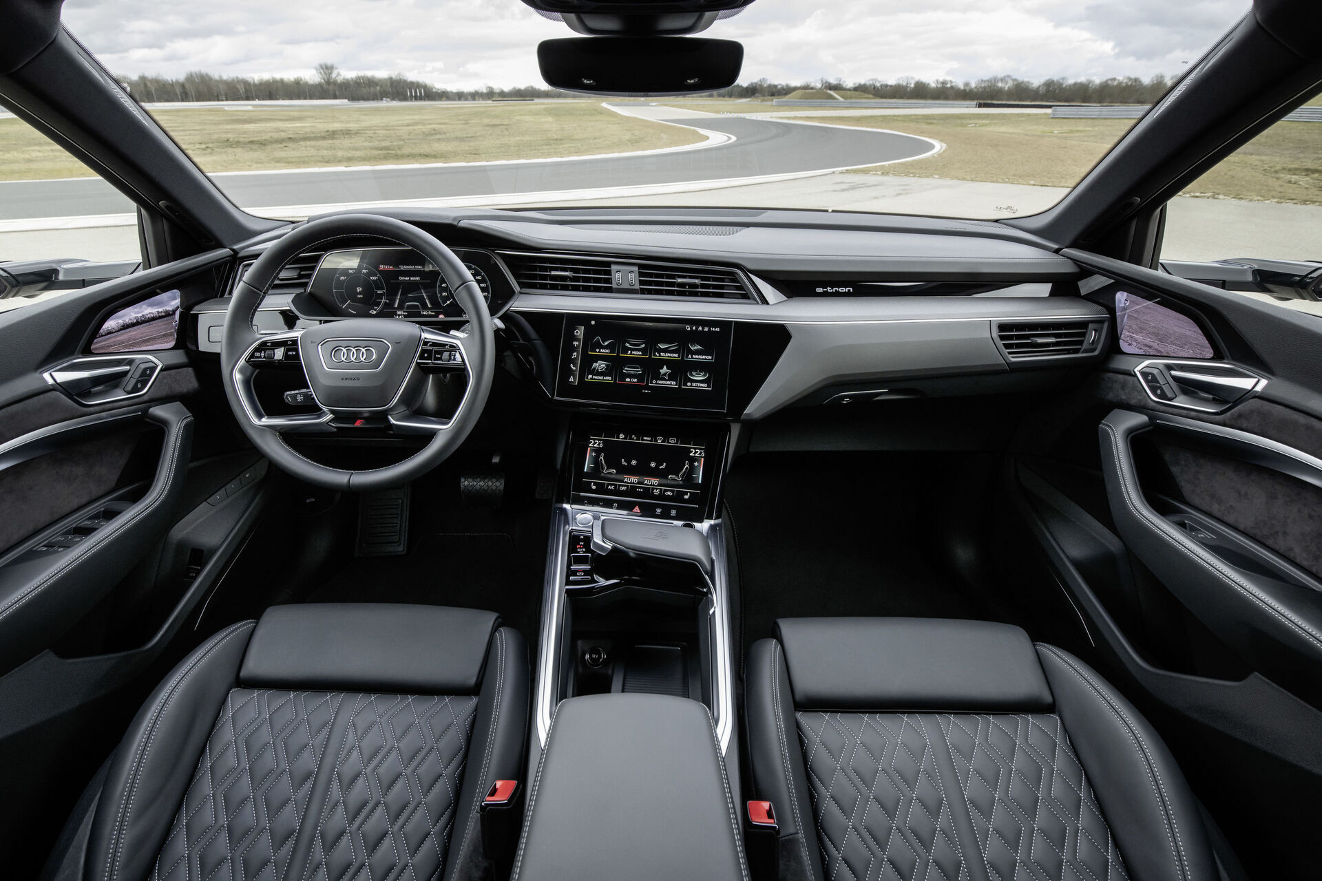 Audi e-tron S (2020)