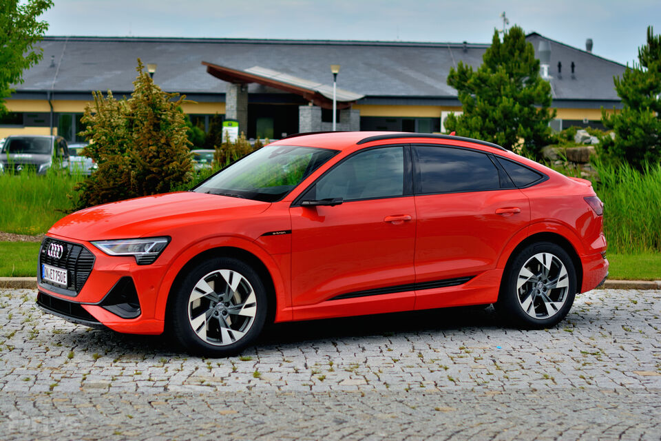 Audi e-tron Sportback (2020)