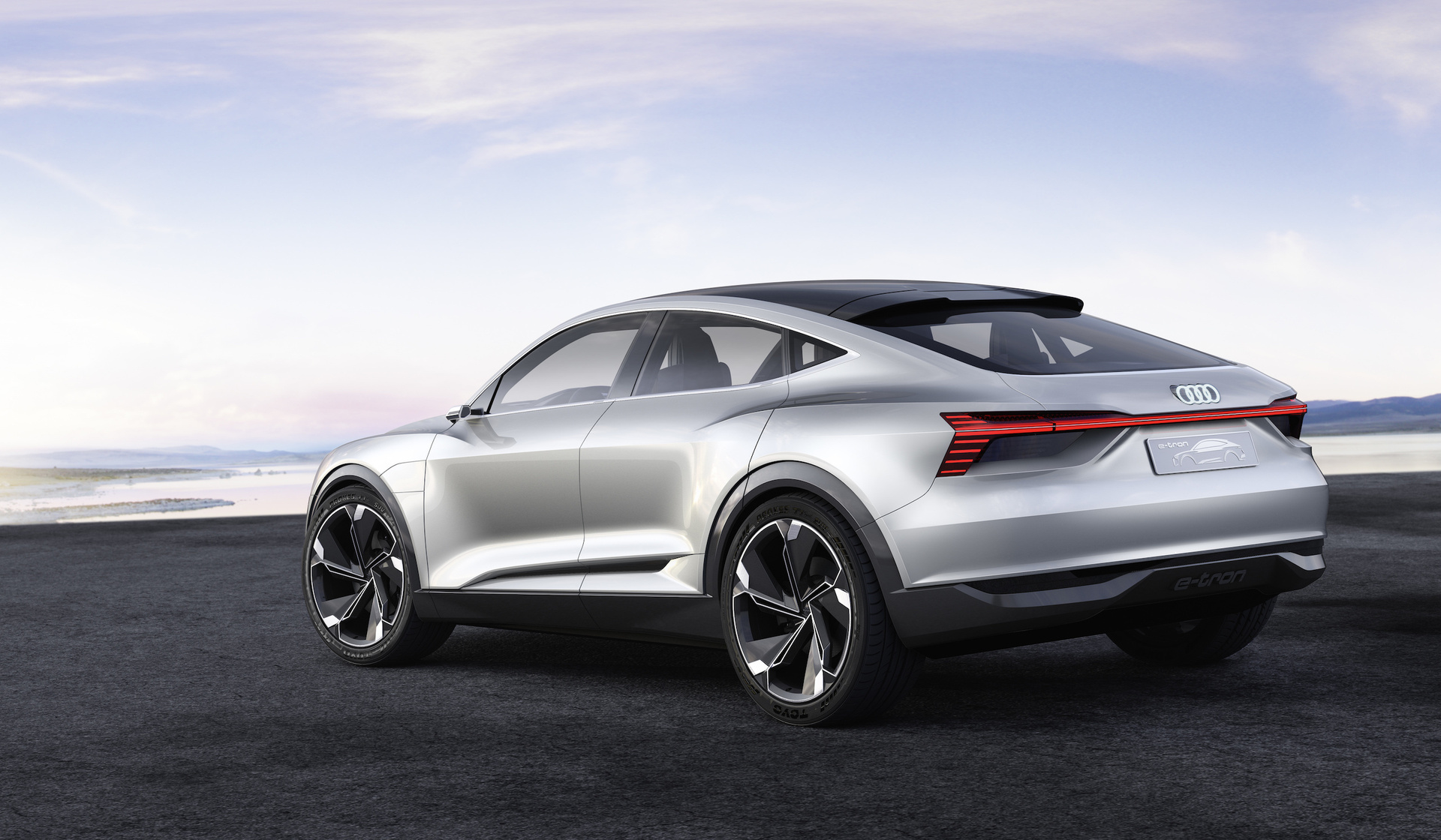Audi e-tron Sportback concept