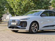 Audi Q6 e-tron (2023)