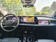 Audi Q6 e-tron (2023)