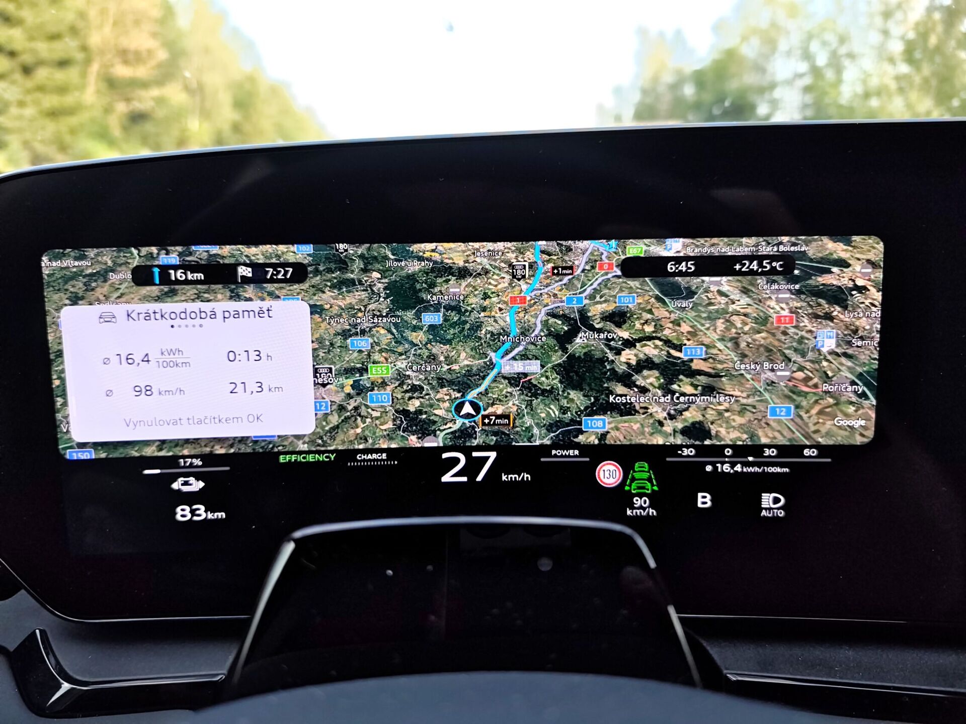 Audi Q6 e-tron (2023)