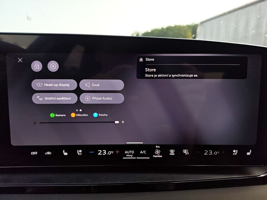 Audi Q6 e-tron (2023)