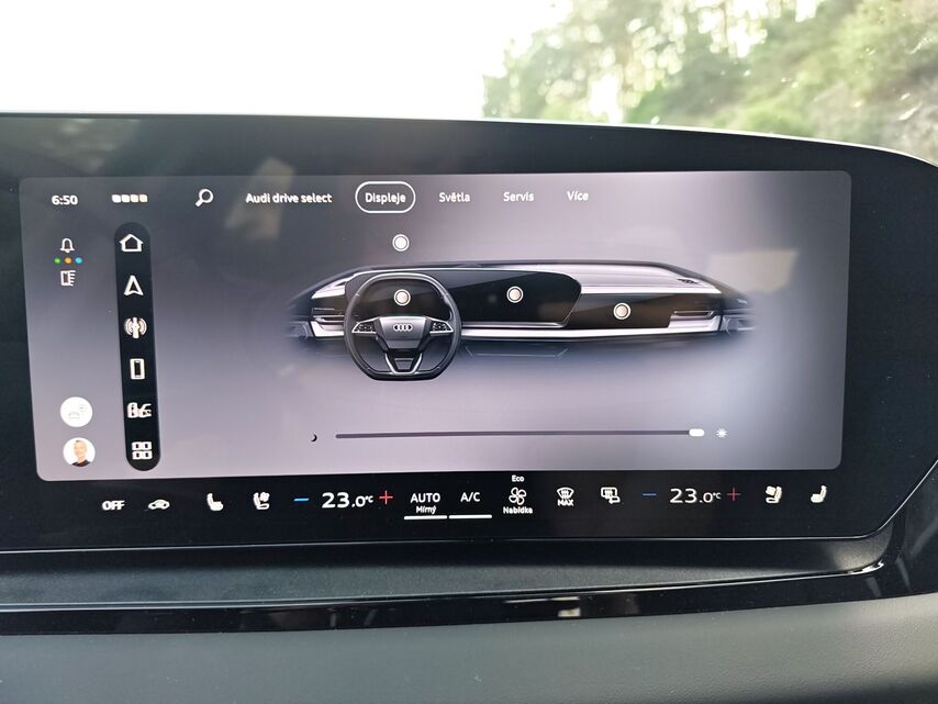 Audi Q6 e-tron (2023)