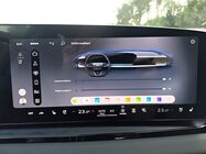 Audi Q6 e-tron (2023)