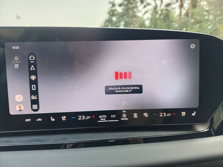 Audi Q6 e-tron (2023)