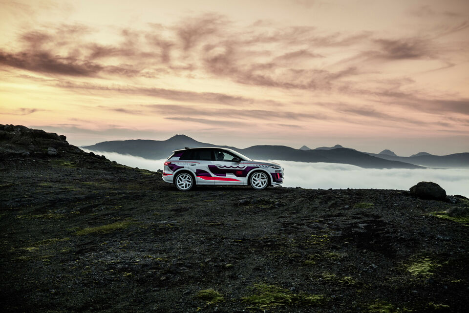 Audi Q6 e-tron (2023)