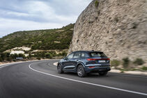 Audi Q6 e-tron (2023)