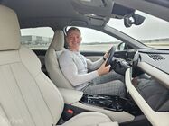 Audi Q6 e-tron (2023)