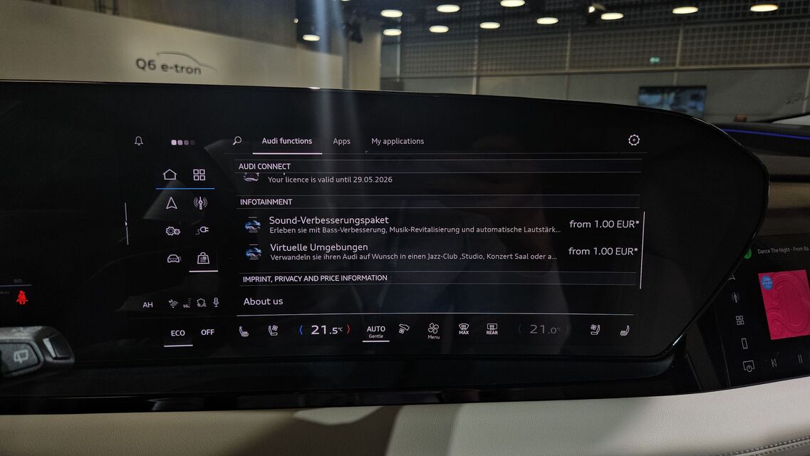 Audi Q6 e-tron (2023)