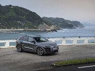 Audi Q6 e-tron (2023)