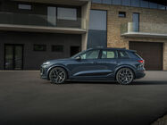 Audi Q6 e-tron (2023)