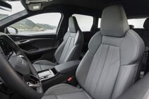 Audi Q6 e-tron (2023)