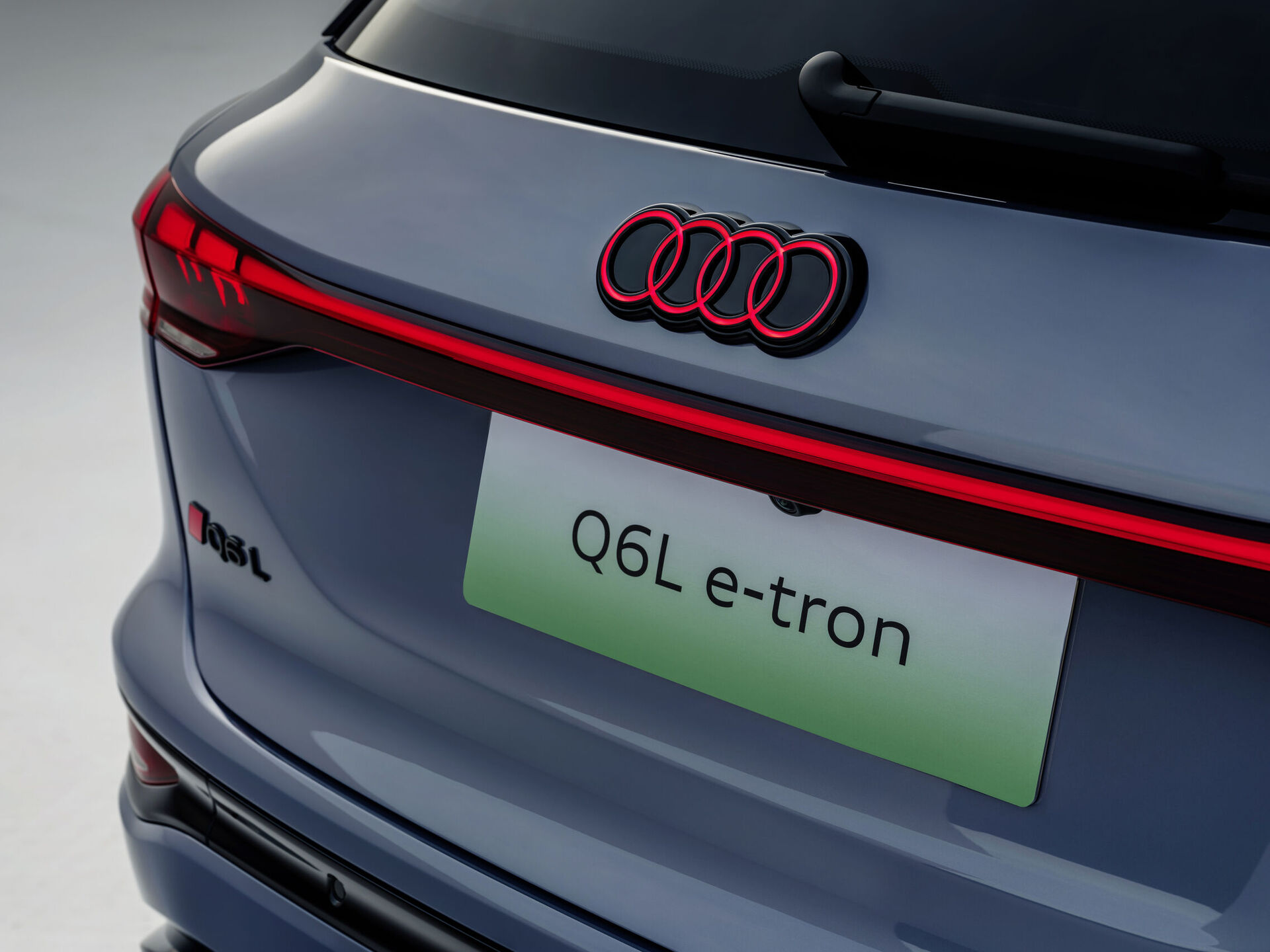 Audi Q6 L e-tron