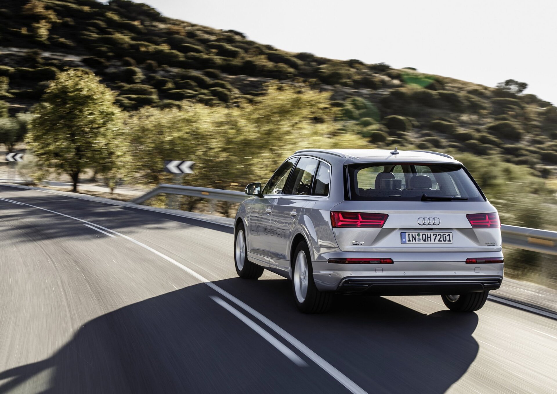 Audi Q7 e-tron (2015)