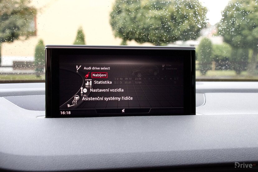 Audi Q7 e-tron (2015)