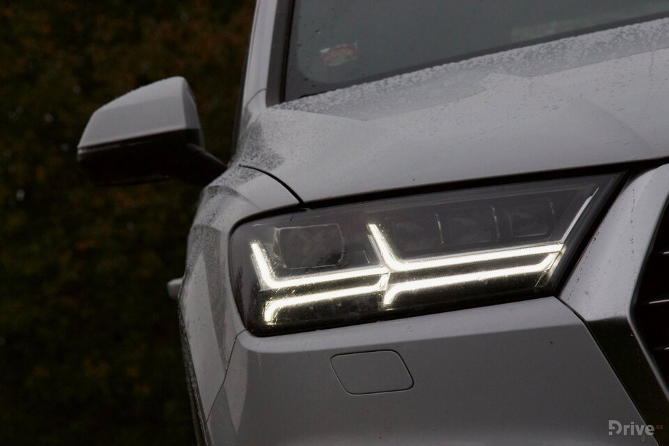 Audi Q7 e-tron (2015)