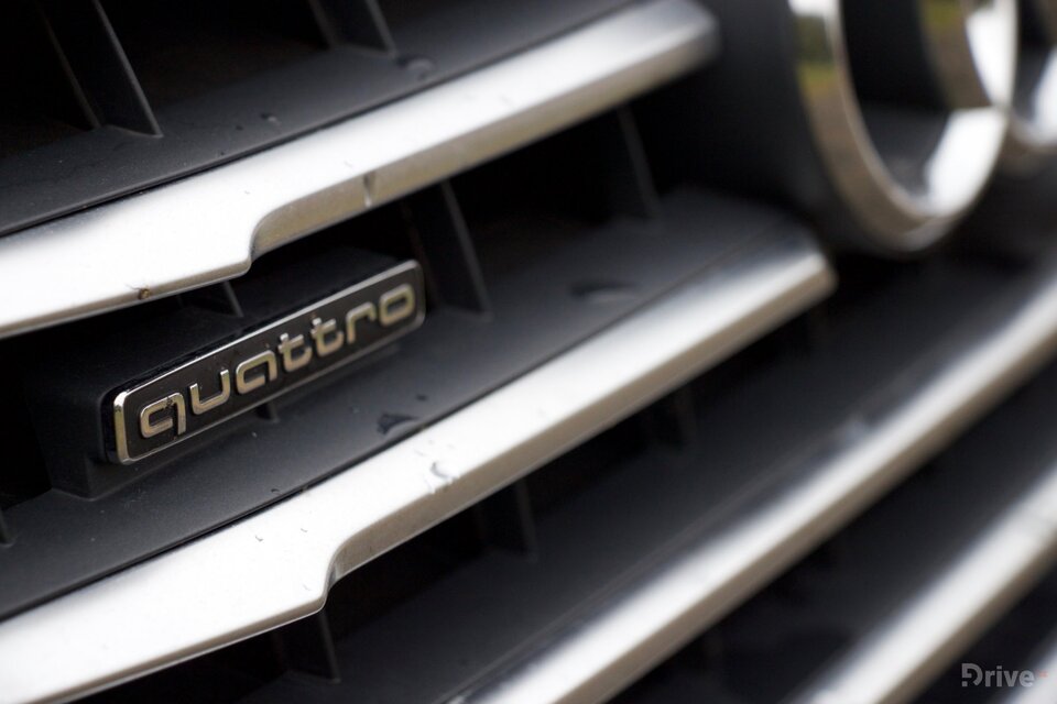 Audi Q7 e-tron (2015)