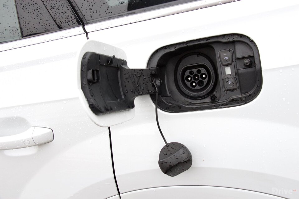 Audi Q7 e-tron (2015)