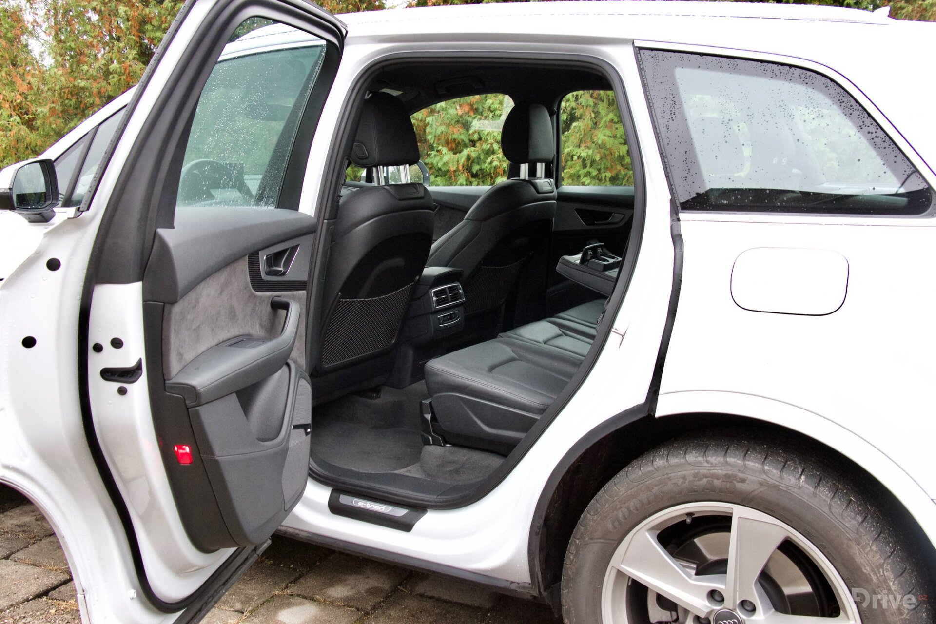 Audi Q7 e-tron (2015)