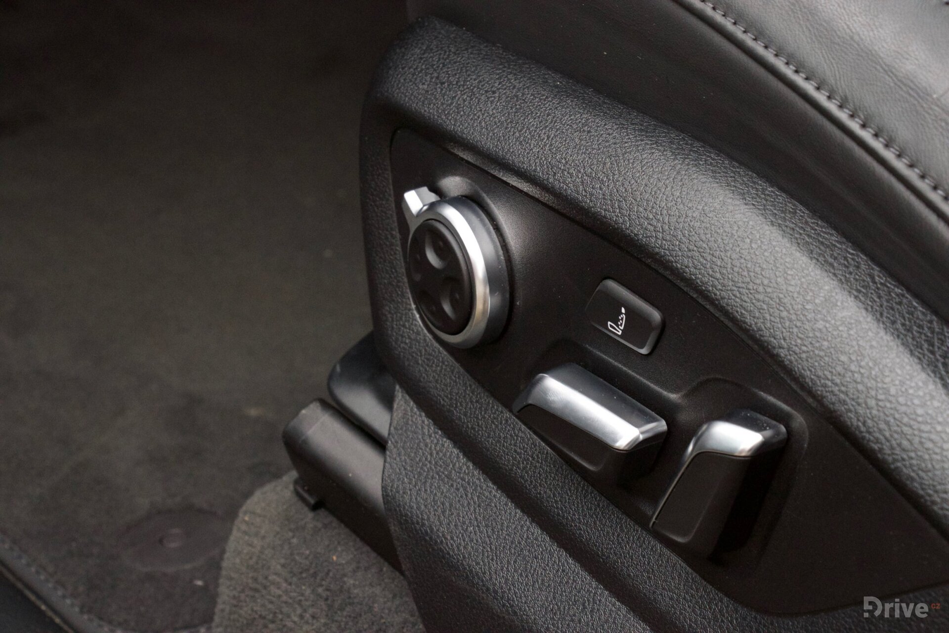 Audi Q7 e-tron (2015)