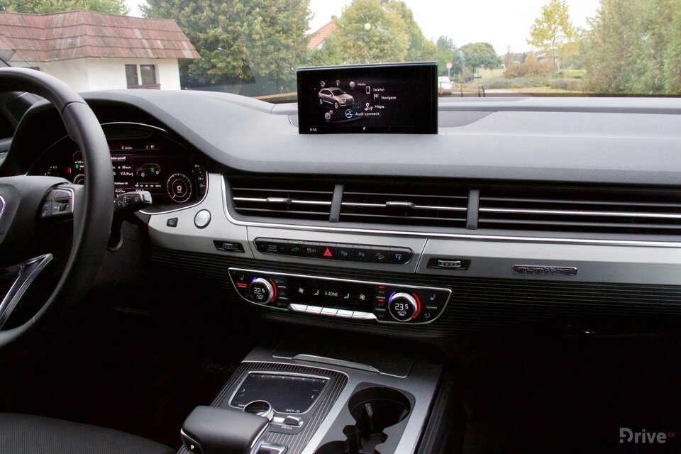 Audi Q7 e-tron (2015)