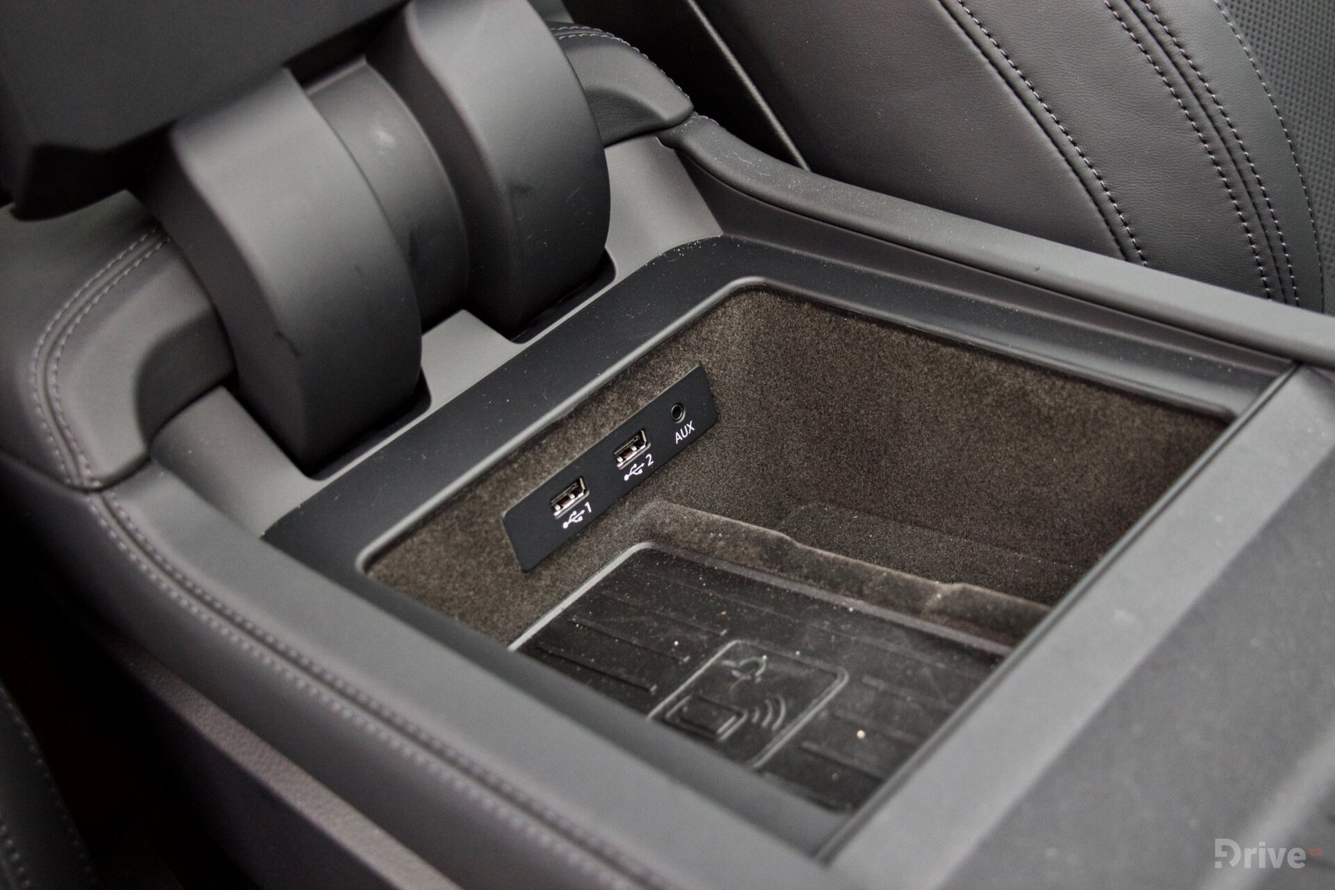 Audi Q7 e-tron (2015)