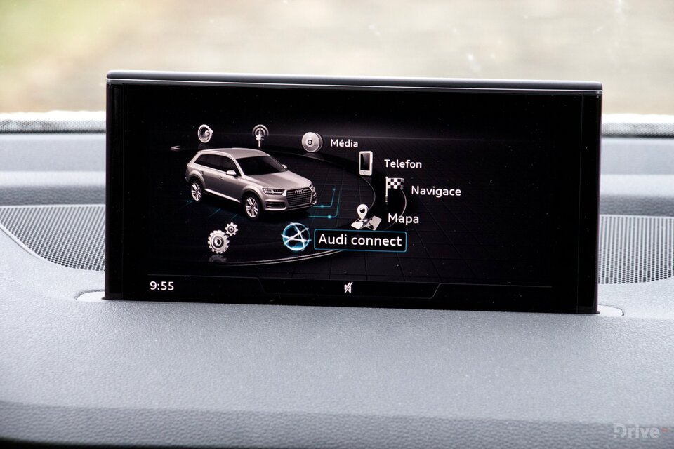 Audi Q7 e-tron (2015)