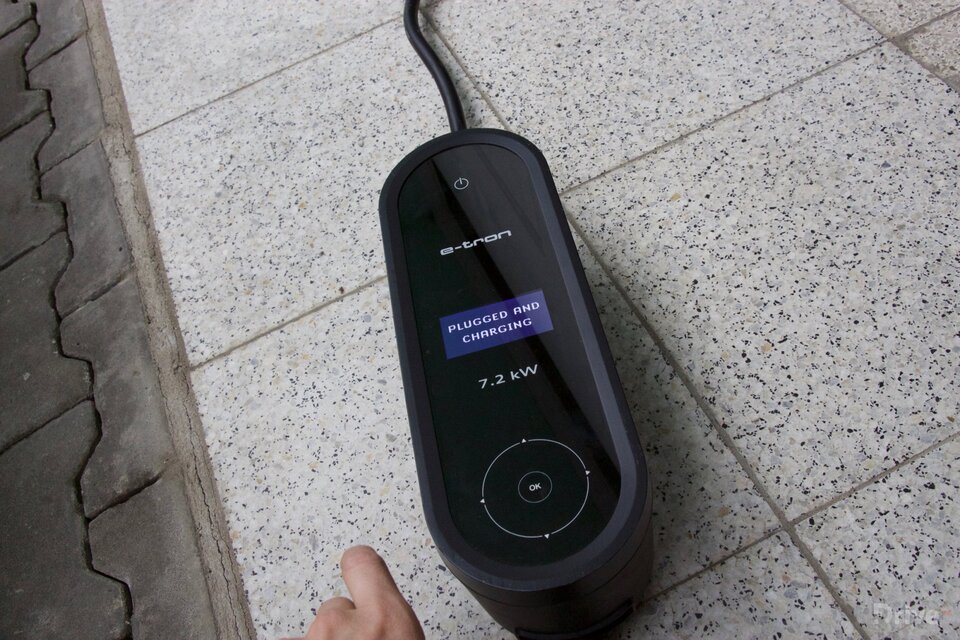 Audi Q7 e-tron (2015)