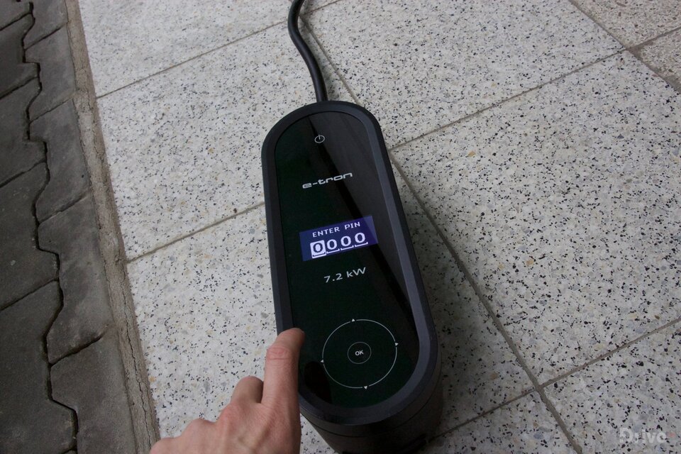 Audi Q7 e-tron (2015)