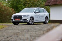 Audi Q7 e-tron (2015)