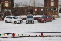 Audi Q7 e-tron, BMW X6 a Mercedes GLE 500 e