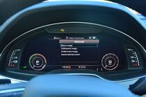 Audi Q7 e-tron virtual cockpit