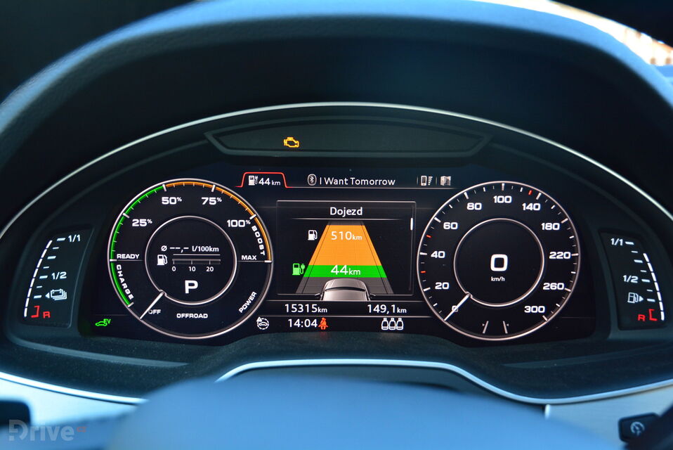 Audi Q7 e-tron virtual cockpit