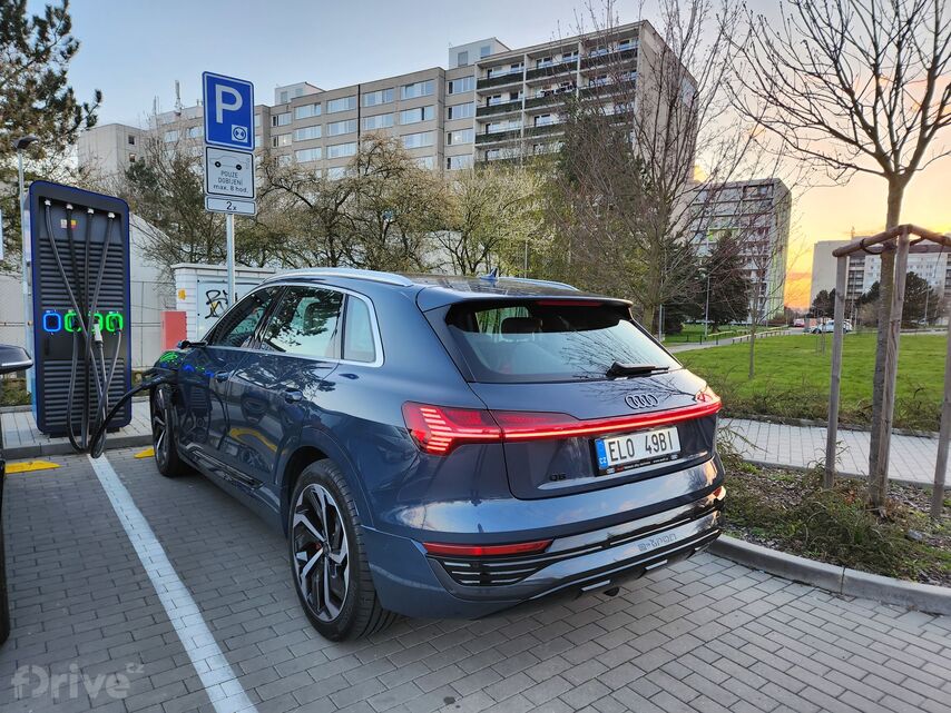 Audi Q8 e-tron